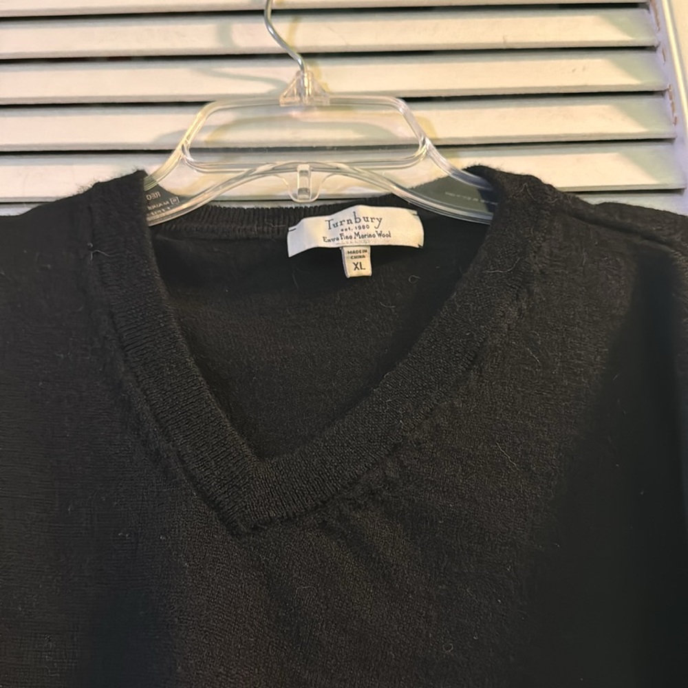 Turnbury Men’s Black Extra Fine Merino Wool V-Neck Sweater XL - Picture 6 of 6